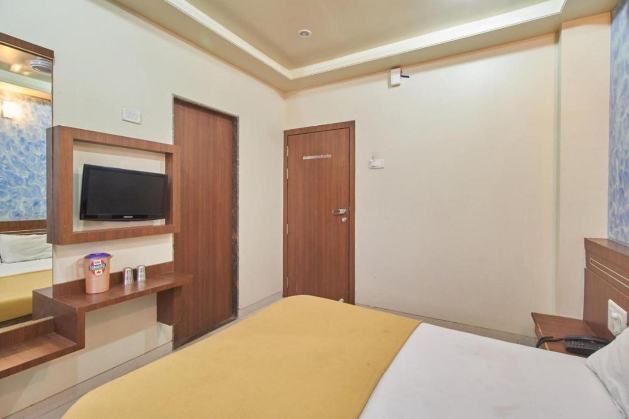 Hotel Jain Residency Shirdi Buitenkant foto
