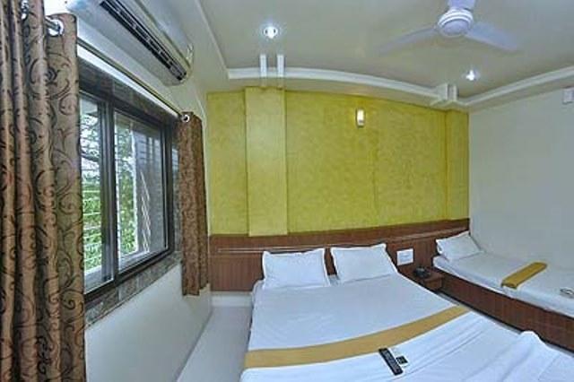 Hotel Jain Residency Shirdi Kamer foto